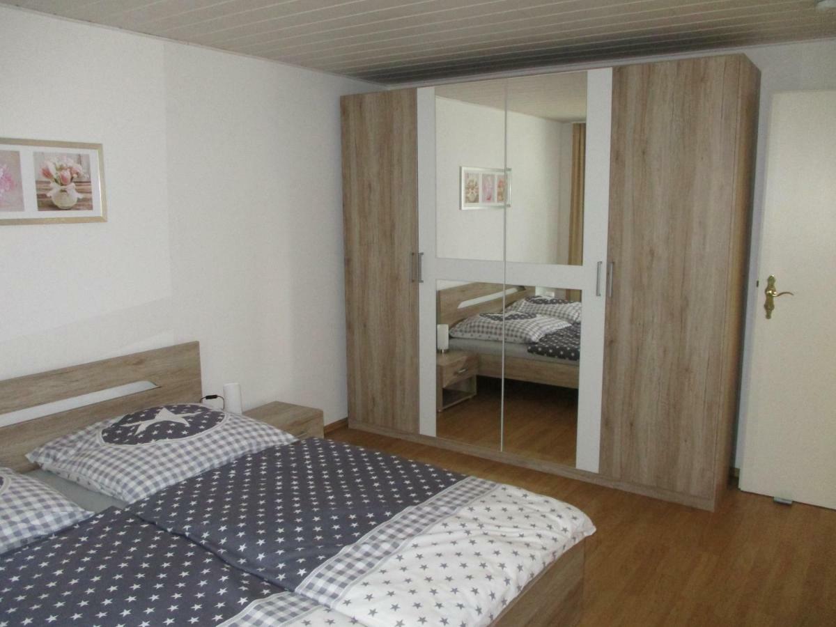 Schoene 66 M² Ferienwohnung In Main-Spessart Thungen エクステリア 写真